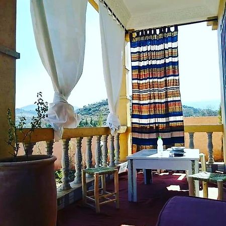 Le Petit Jardin Bed & Breakfast Демнат Екстериор снимка