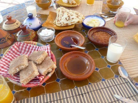 Le Petit Jardin Bed & Breakfast Демнат Екстериор снимка
