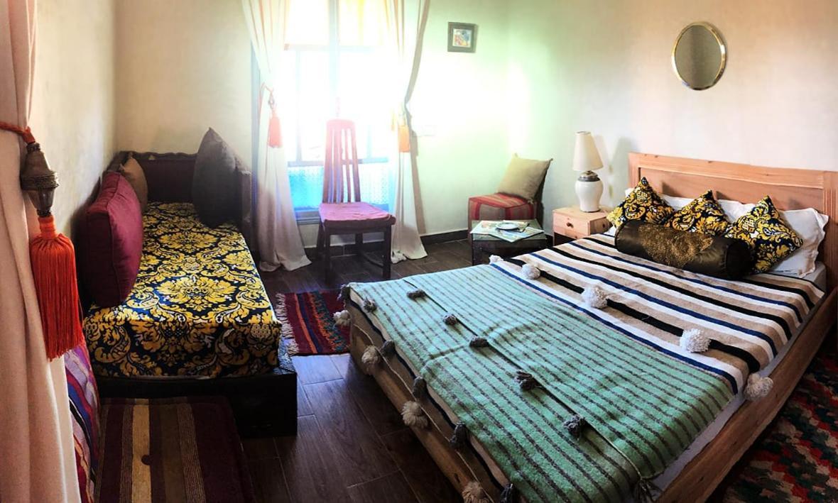 Le Petit Jardin Bed & Breakfast Демнат Екстериор снимка