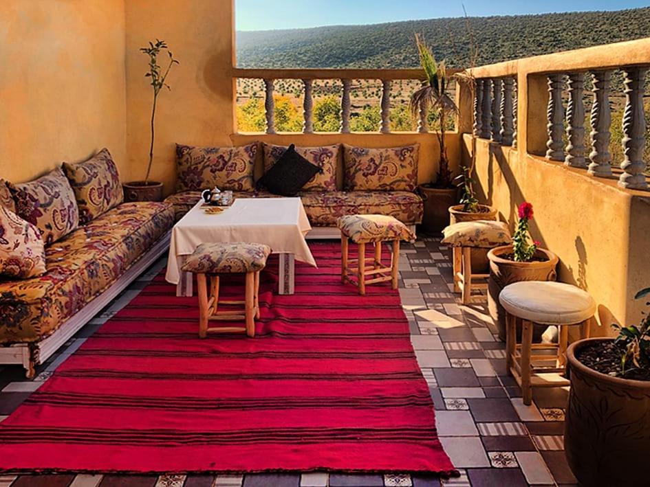 Le Petit Jardin Bed & Breakfast Демнат Екстериор снимка
