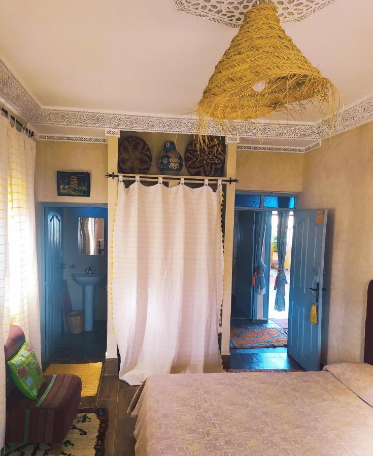 Le Petit Jardin Bed & Breakfast Демнат Екстериор снимка
