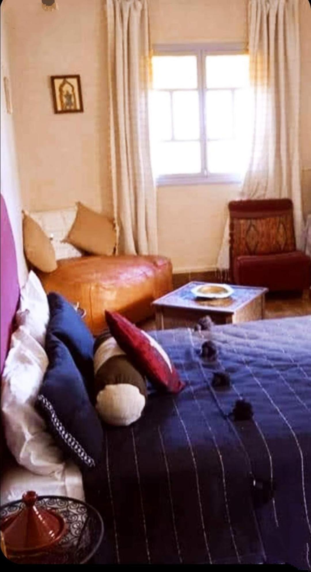 Le Petit Jardin Bed & Breakfast Демнат Екстериор снимка