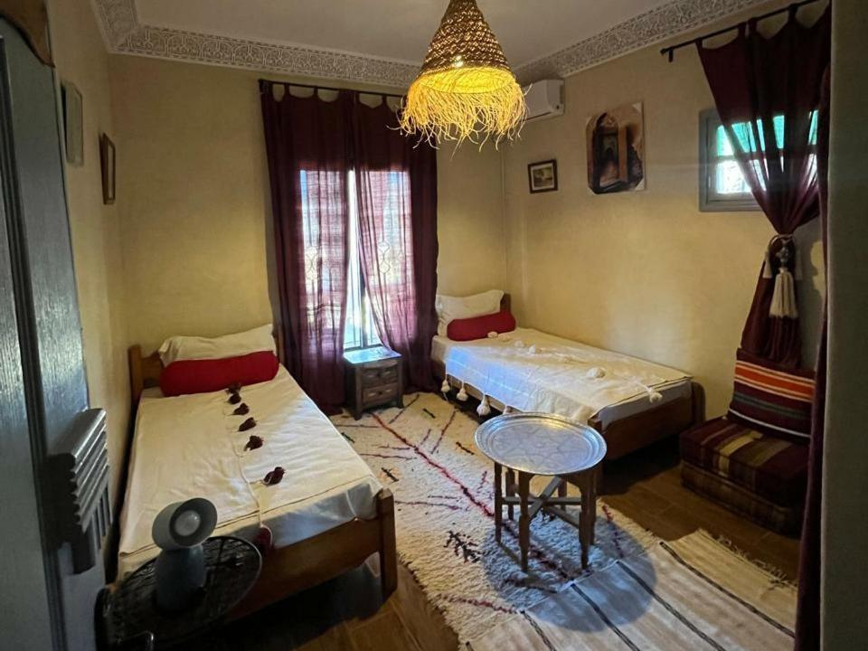 Le Petit Jardin Bed & Breakfast Демнат Екстериор снимка